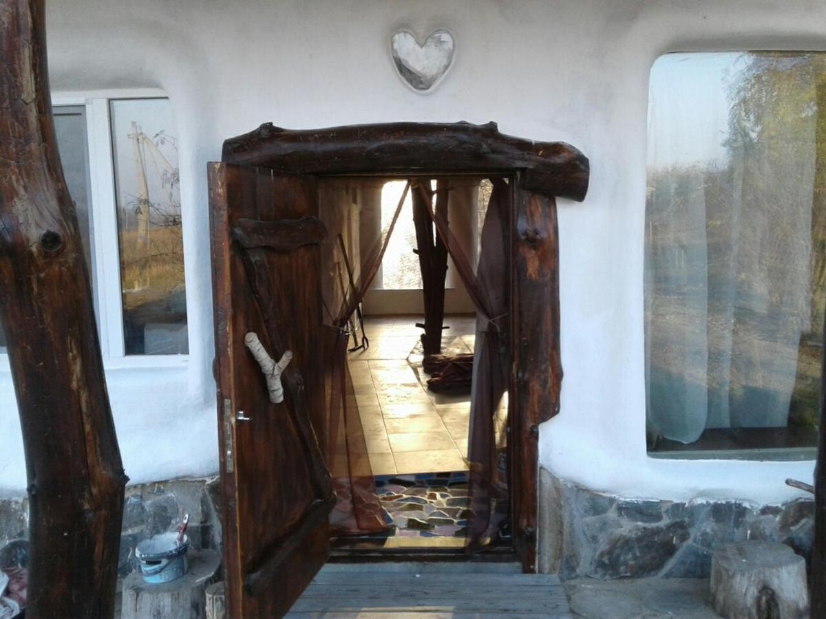 Villa Сказочный Дом à Buki  Extérieur photo