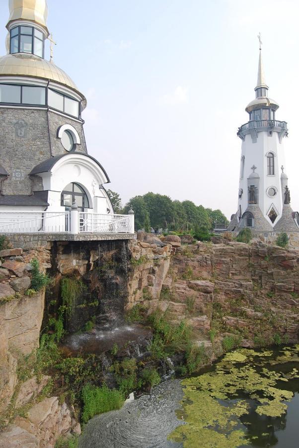 Villa Сказочный Дом à Buki  Extérieur photo